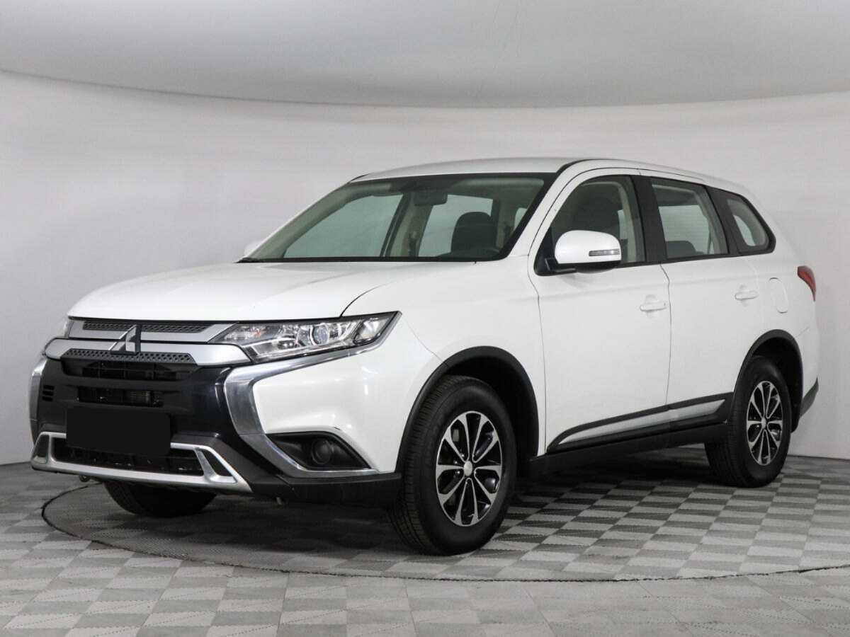 Mitsubishi Outlander с пробегом — 2020 год. Посмотреть фото