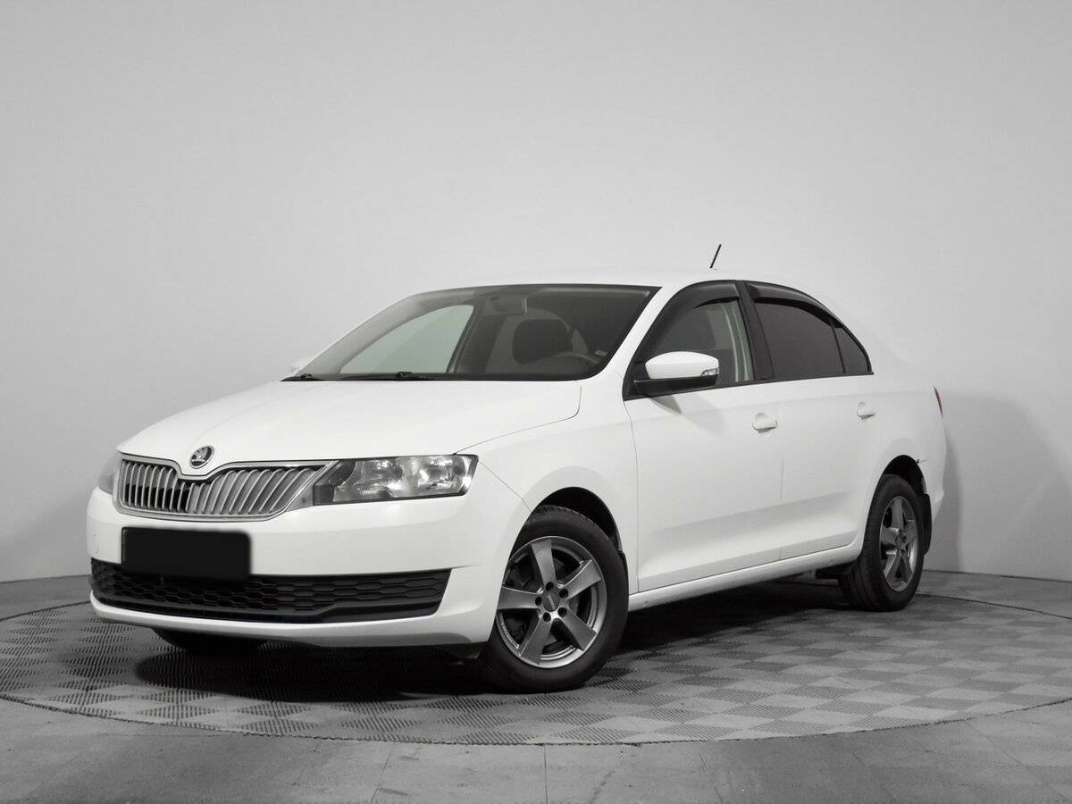 Skoda Rapid с пробегом — 2017 год. Посмотреть фото