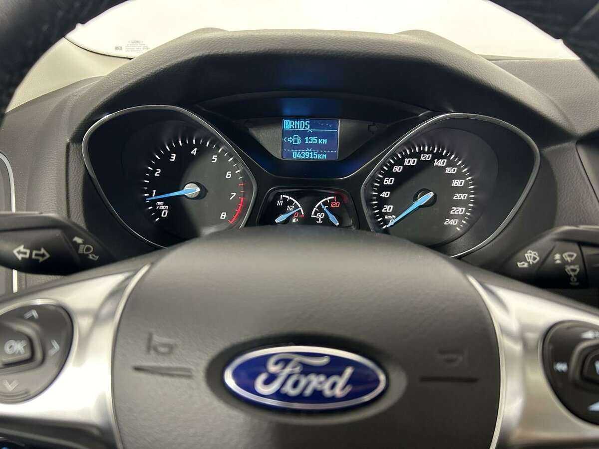 Ford Focus с пробегом — 2014 год. Фото: #10