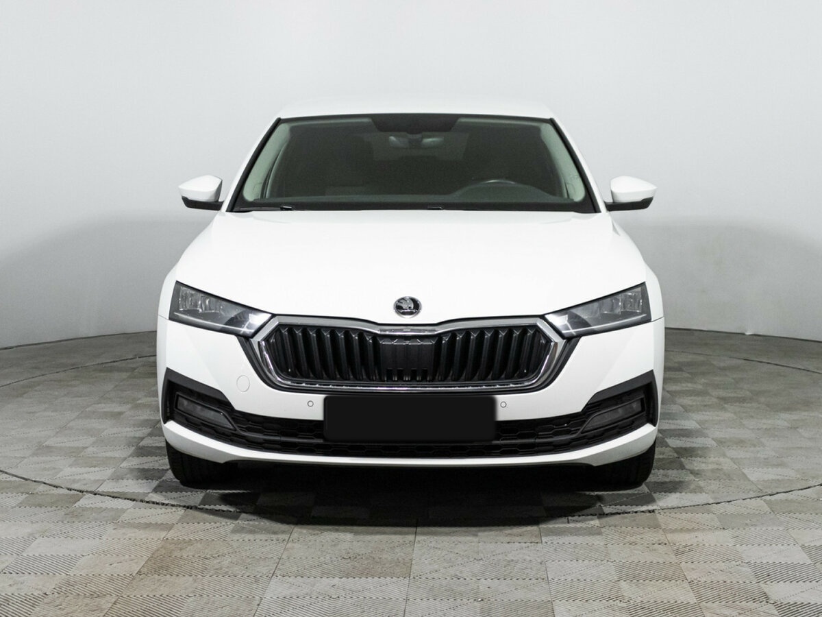 Skoda Octavia с пробегом — 2021 год. Фото: #1