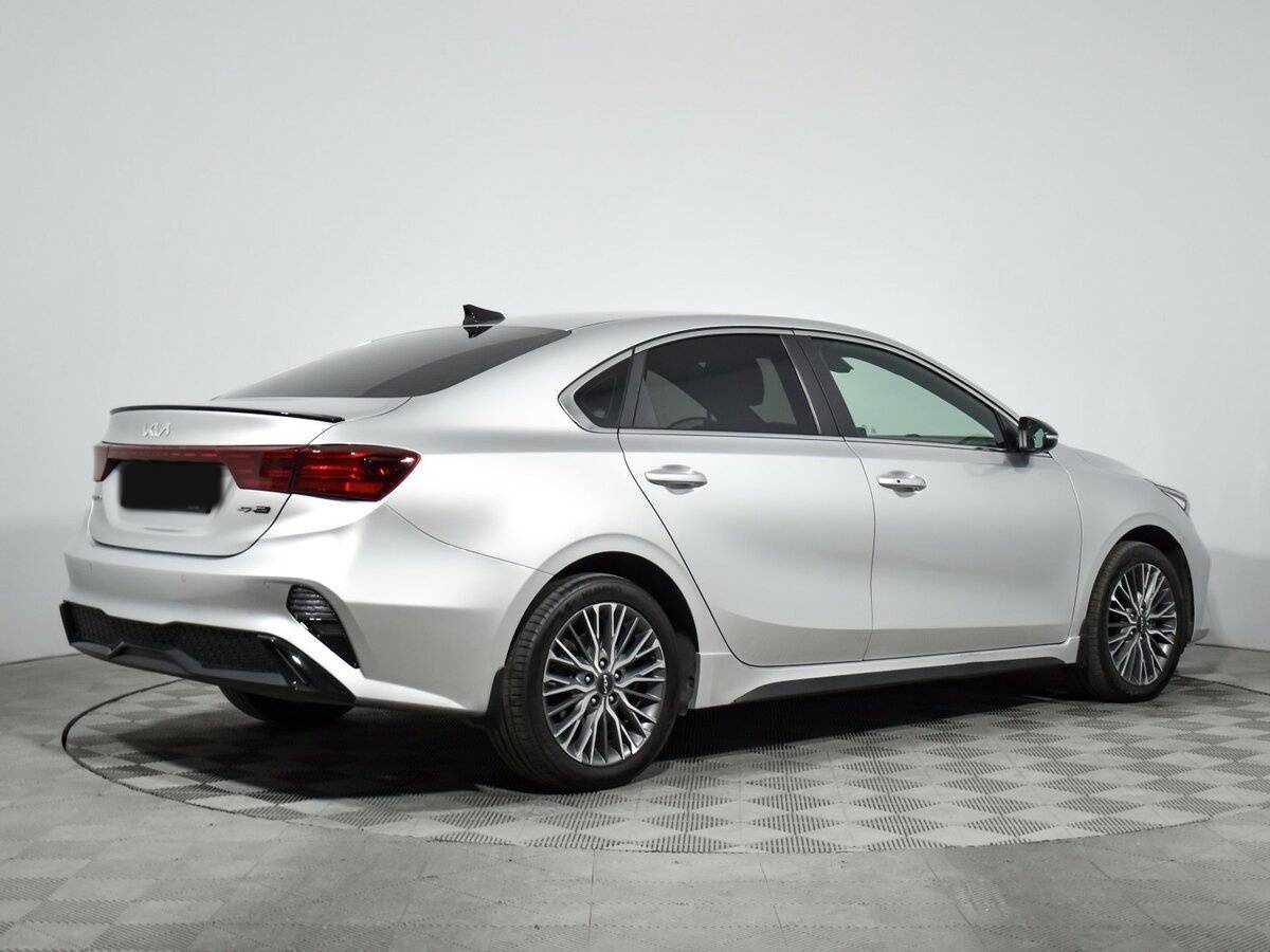 Kia Cerato с пробегом — 2022 год. Фото: #3