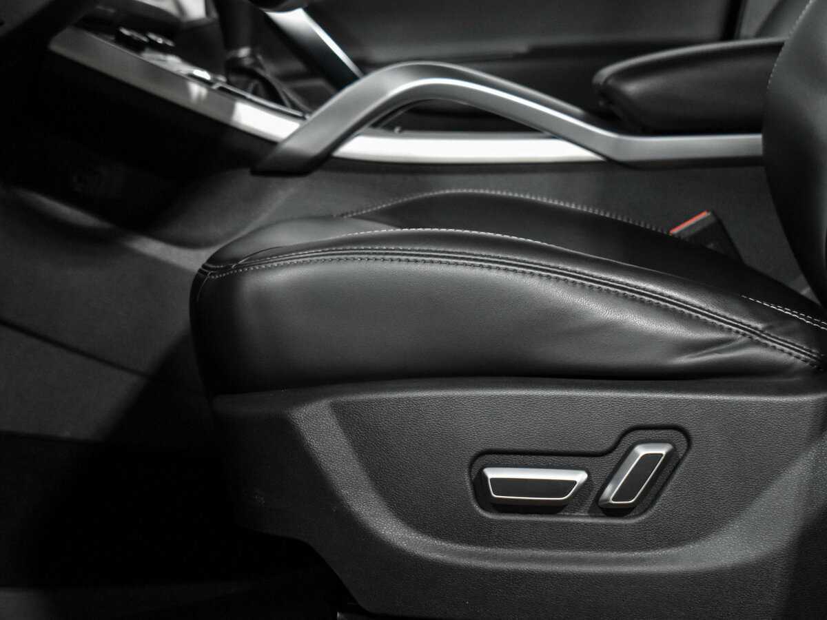 Geely Atlas с пробегом — 2021 год. Фото: #8
