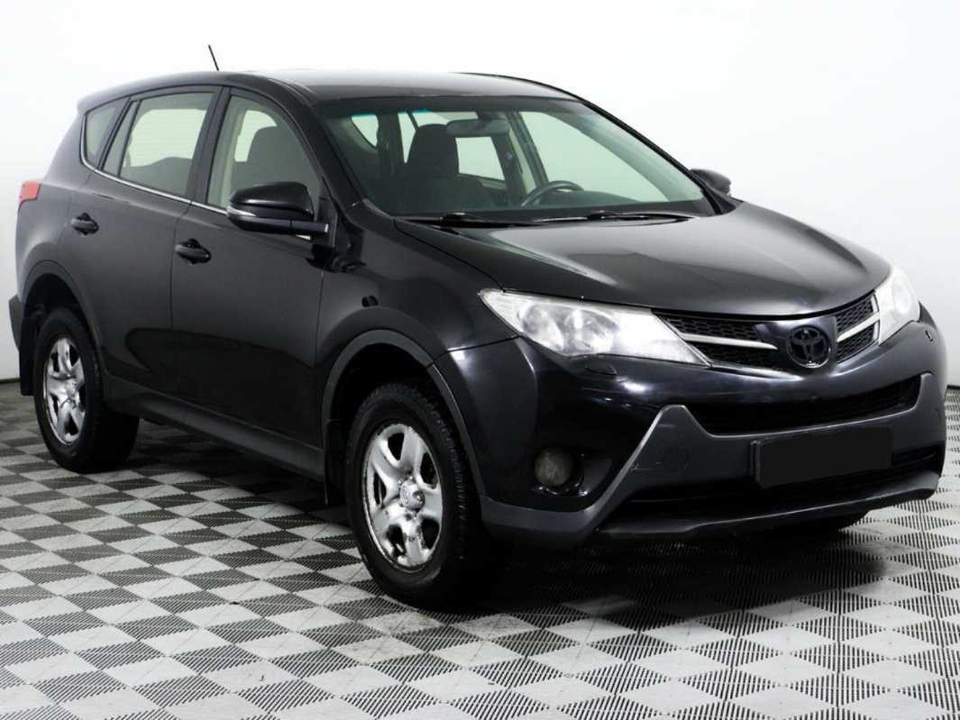 Toyota RAV4 с пробегом — 2013 год. Фото: #2