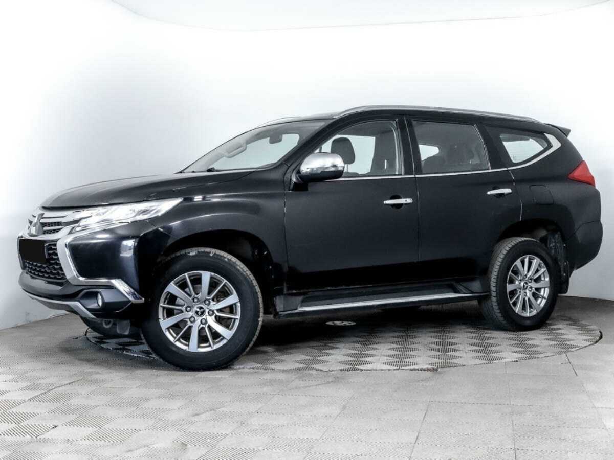 Mitsubishi Pajero Sport с пробегом — 2018 год. Посмотреть фото