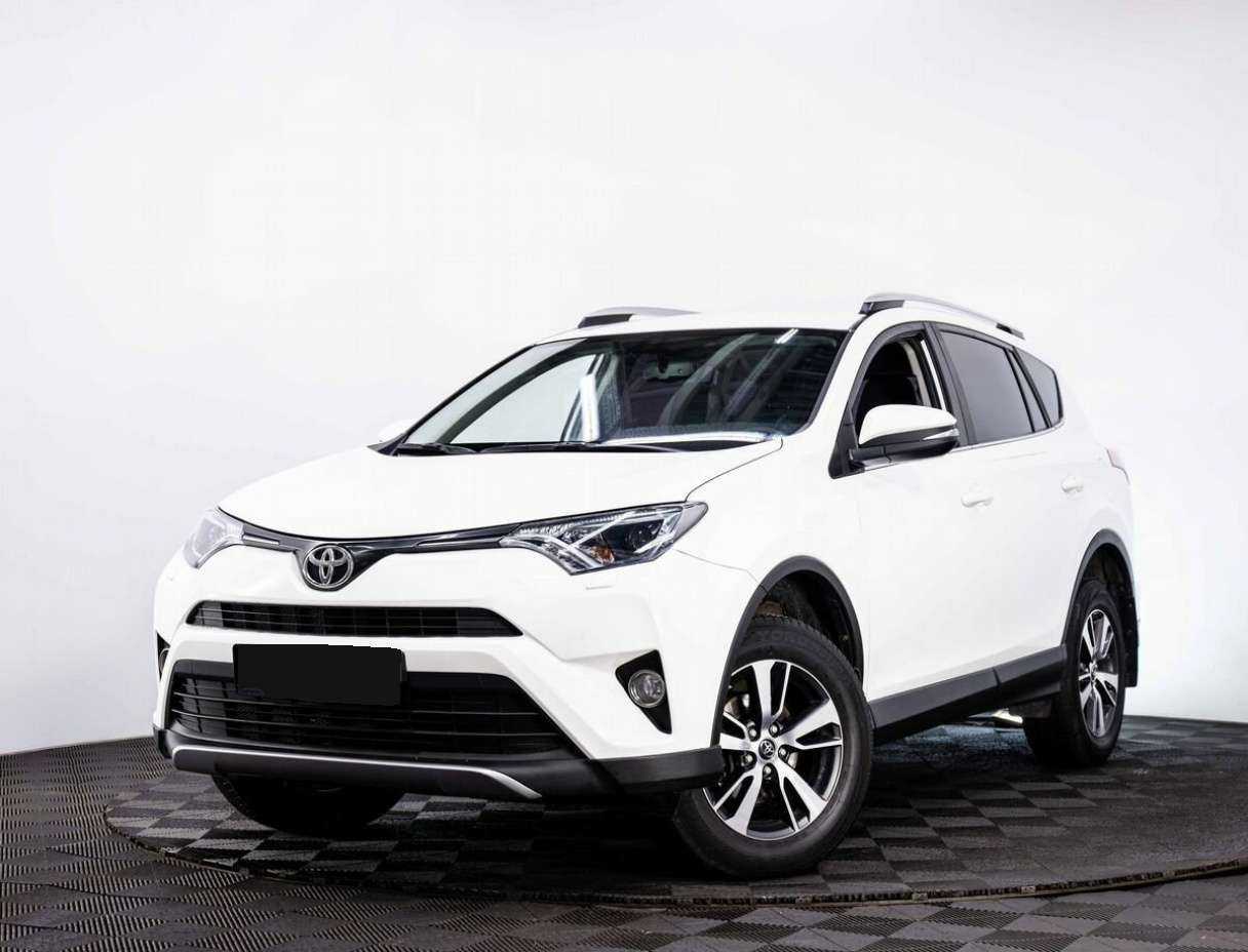 Toyota RAV4 с пробегом — 2017 год. Фото: #0