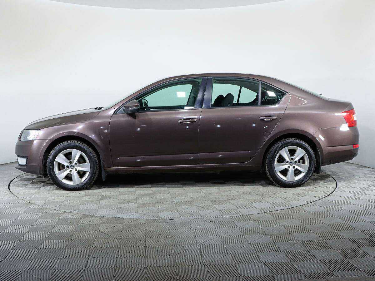 Skoda Octavia с пробегом — 2013 год. Фото: #7