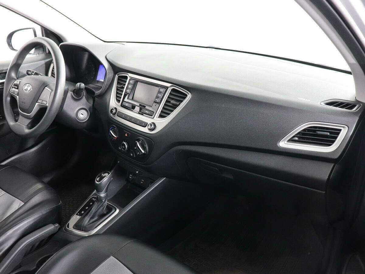 Hyundai Solaris с пробегом — 2020 год. Фото: #9