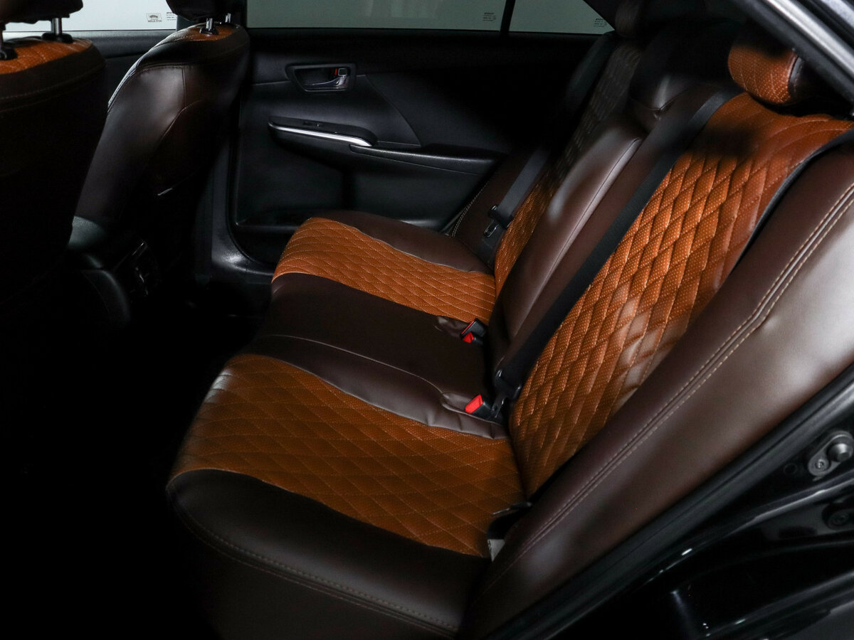 Toyota Camry с пробегом — 2016 год. Фото: #7