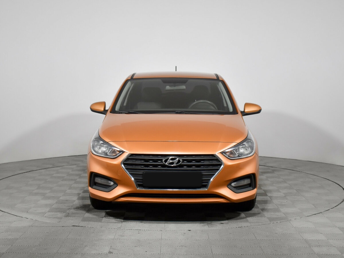Hyundai Solaris с пробегом — 2017 год. Фото: #1