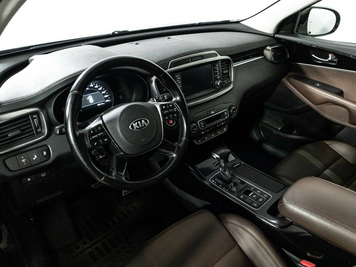 Kia Sorento с пробегом — 2018 год. Фото: #9
