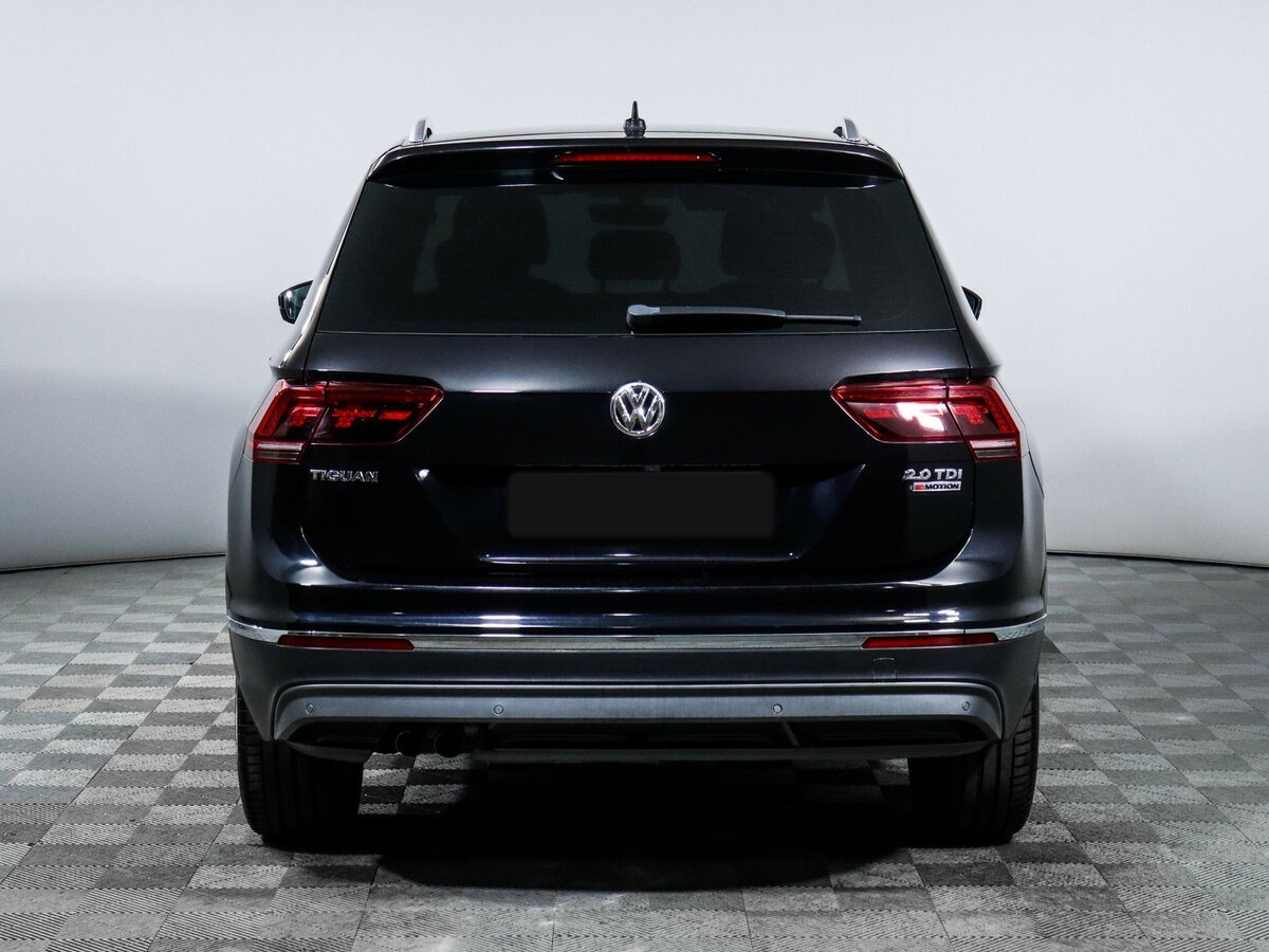 Volkswagen Tiguan с пробегом — 2018 год. Фото: #4