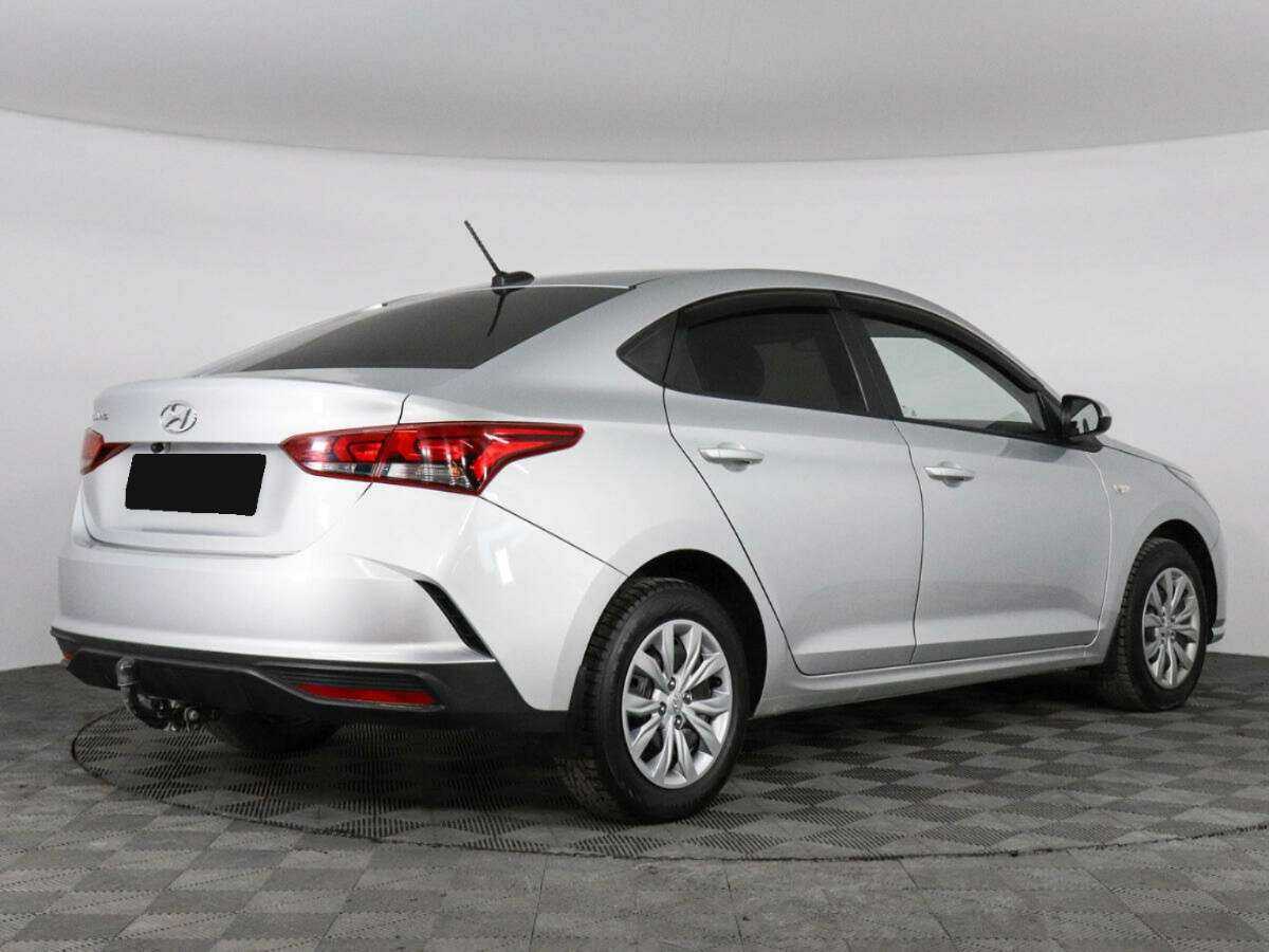 Hyundai Solaris с пробегом — 2021 год. Фото: #4