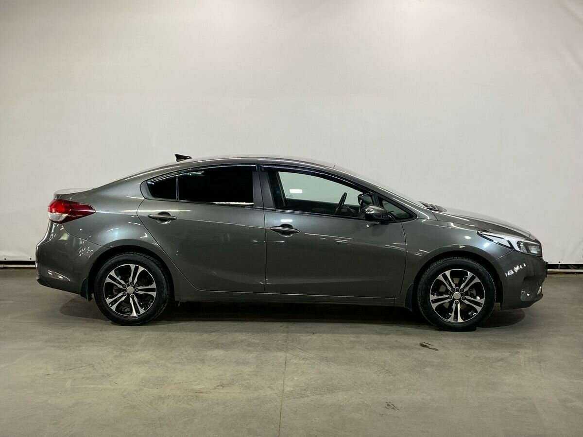 Kia Cerato с пробегом — 2018 год. Фото: #3