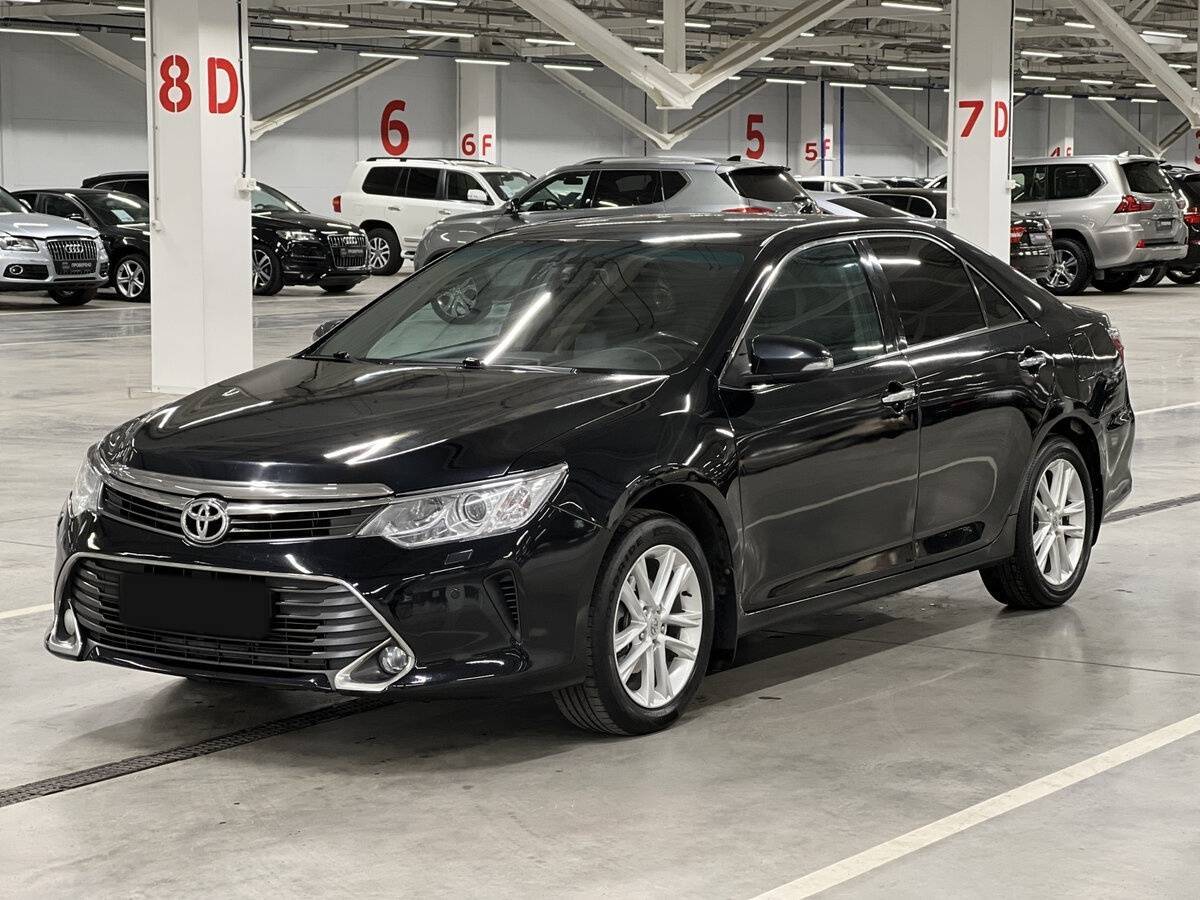 Toyota Camry с пробегом — 2015 год. Фото: #0