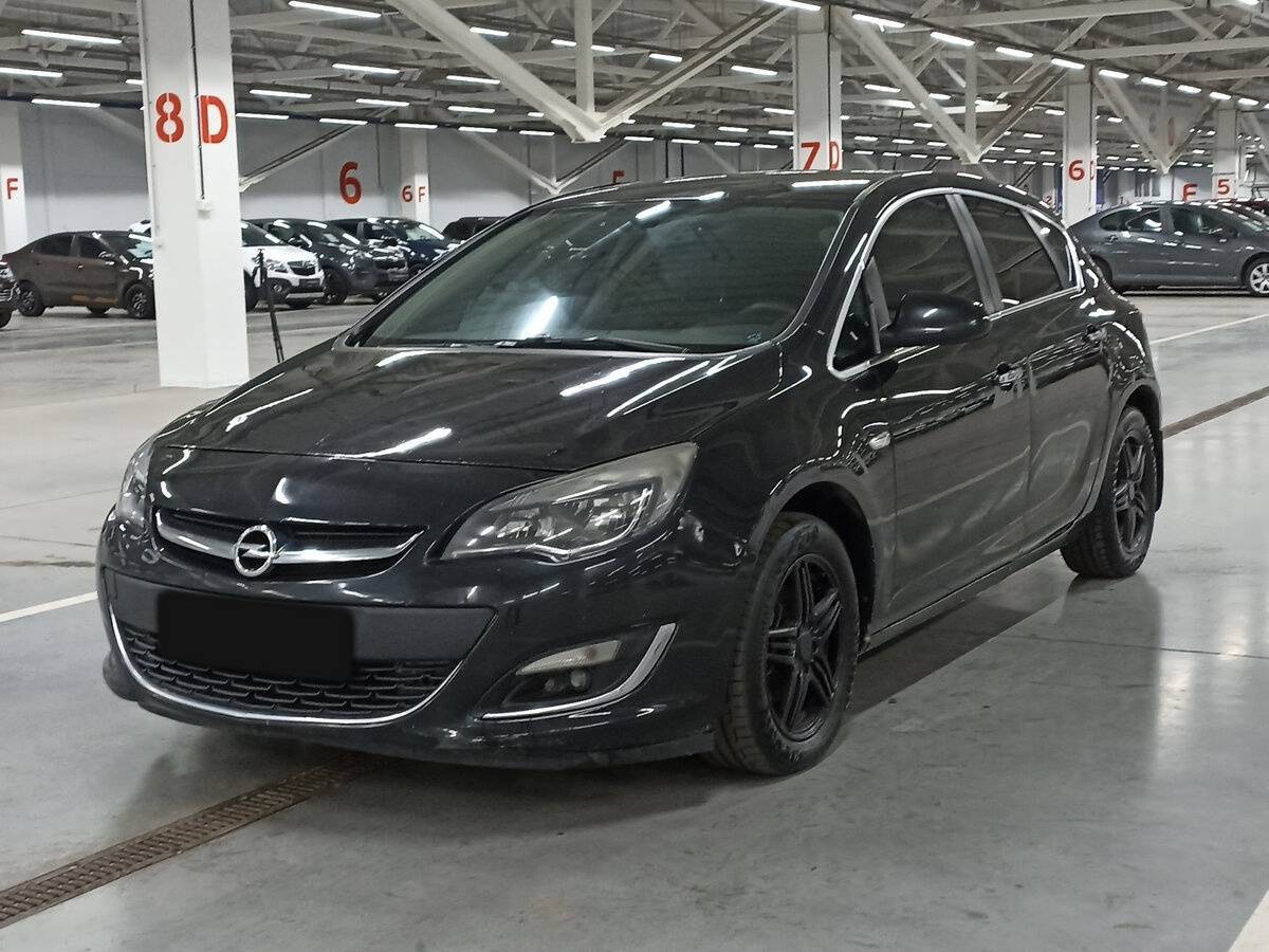 Opel Astra с пробегом — 2012 год. Посмотреть фото
