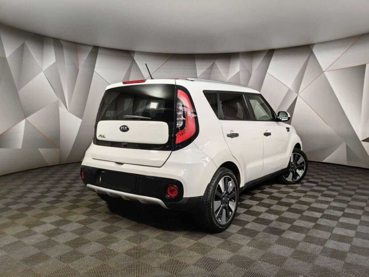 Kia Soul с пробегом — 2018 год. Фото: #1
