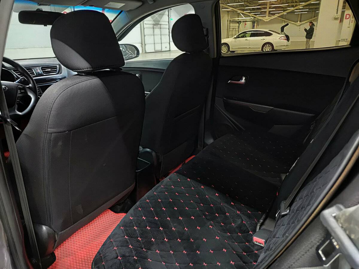 Kia Rio с пробегом — 2016 год. Фото: #11