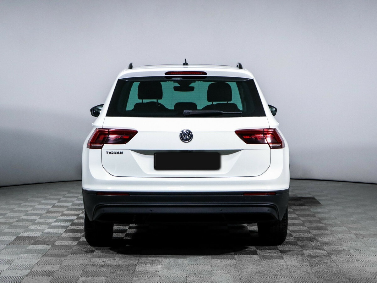 Volkswagen Tiguan с пробегом — 2020 год. Фото: #4