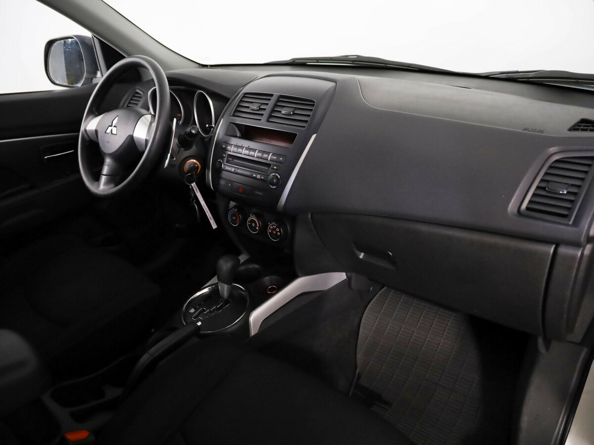 Mitsubishi ASX с пробегом — 2012 год. Фото: #13