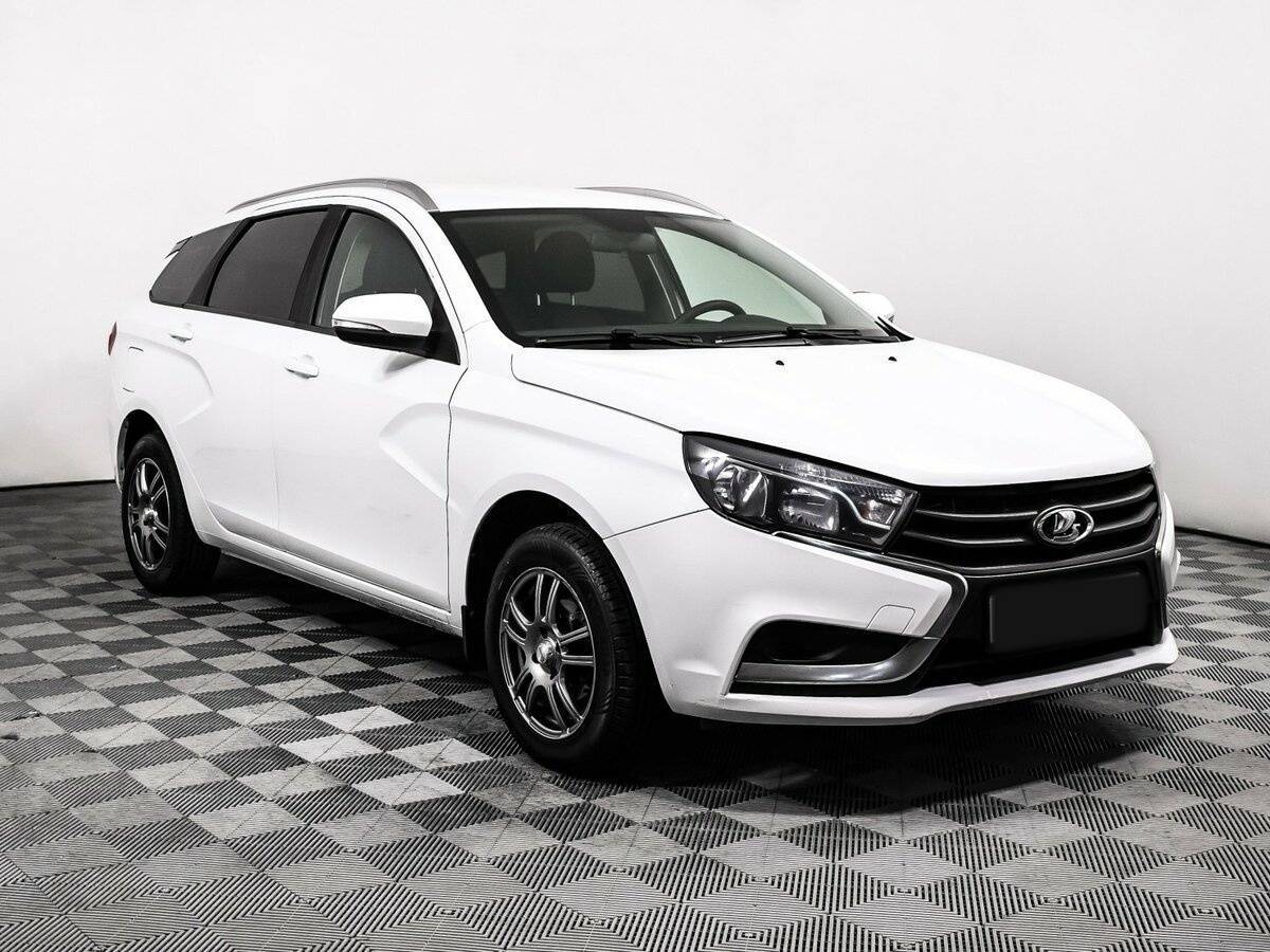 Lada (ВАЗ) Vesta с пробегом — 2020 год. Фото: #2