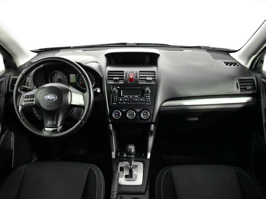 Subaru Forester с пробегом — 2012 год. Фото: #11