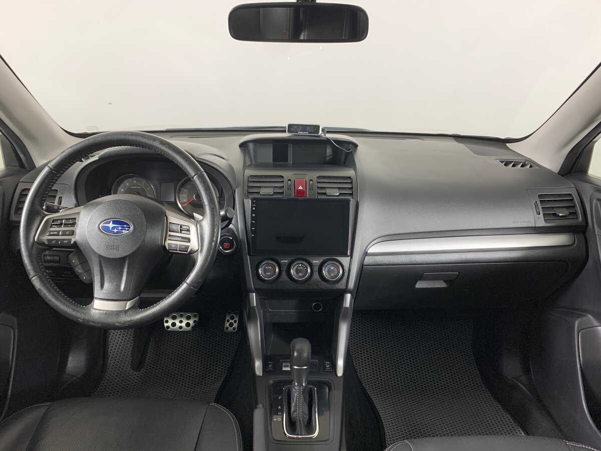 Subaru Forester с пробегом — 2014 год. Фото: #12
