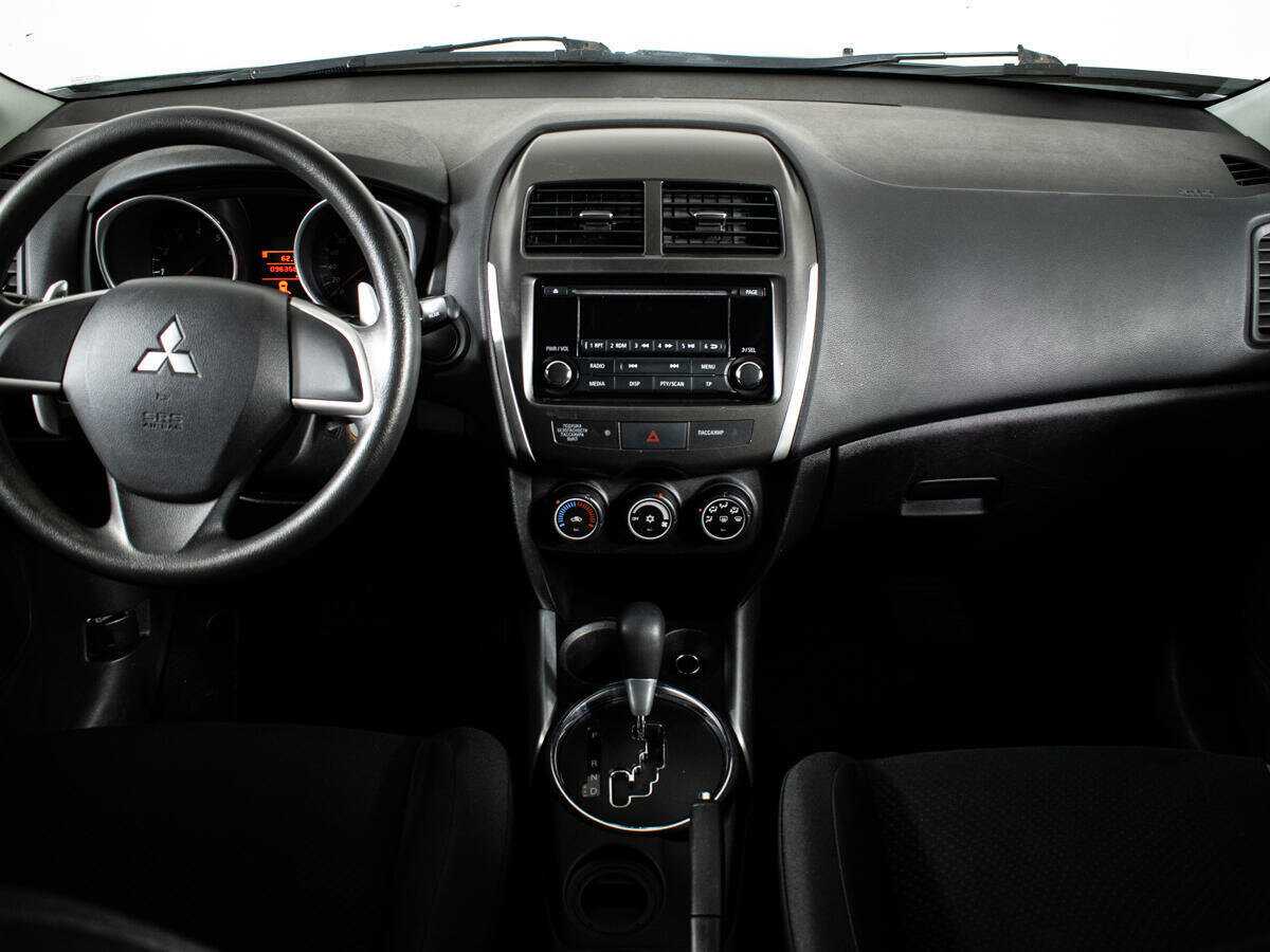 Mitsubishi ASX с пробегом — 2013 год. Фото: #11