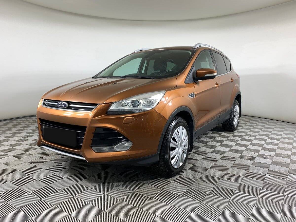 Ford Kuga с пробегом — 2014 год. Фото: #0