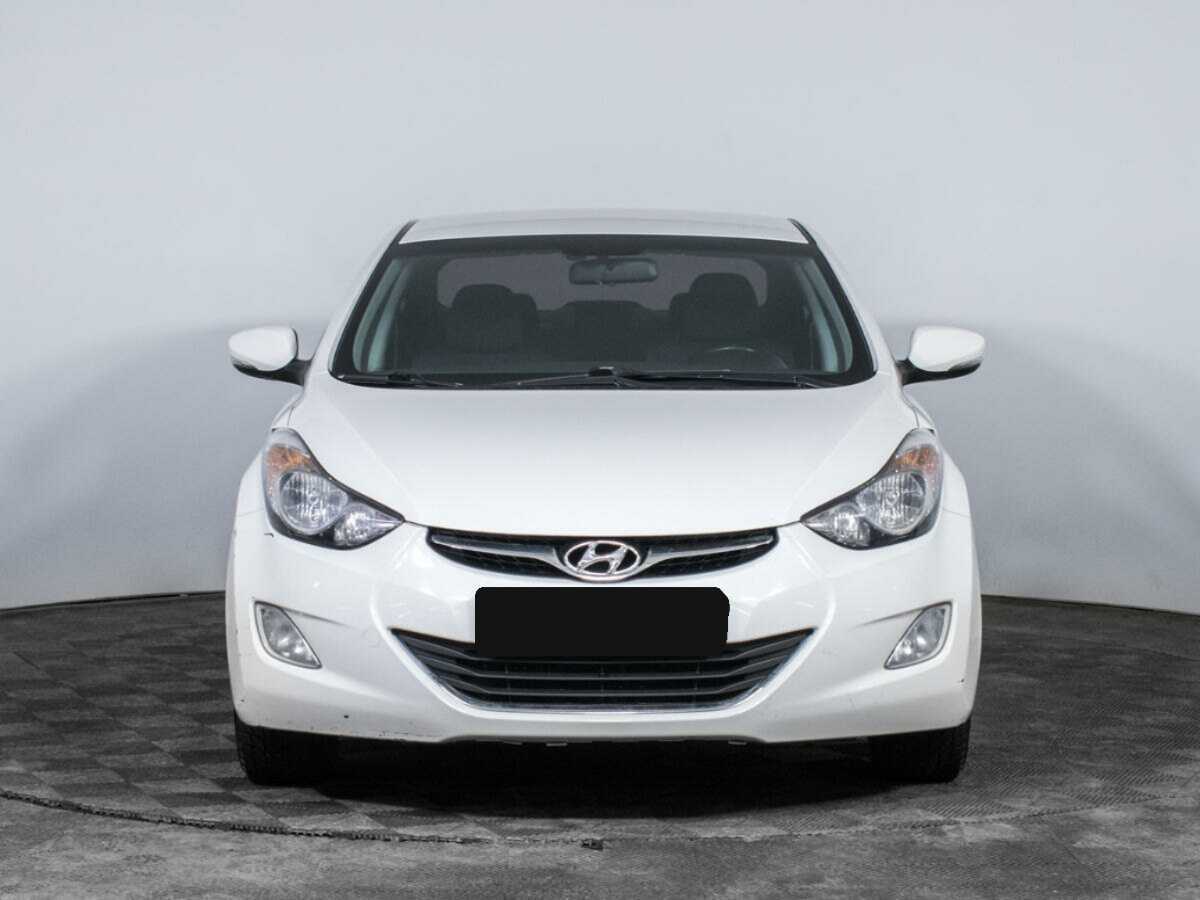 Hyundai Elantra с пробегом — 2013 год. Фото: #1