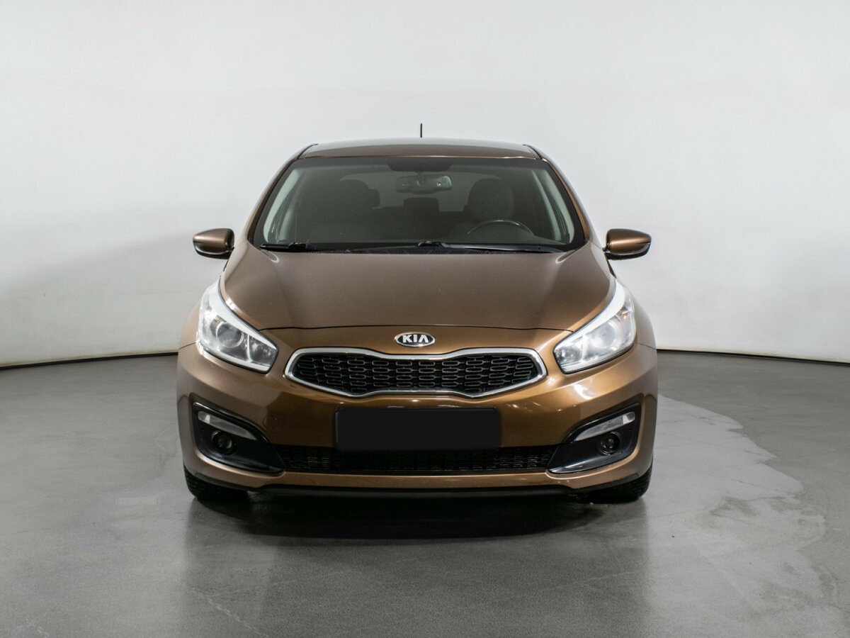 Kia Ceed с пробегом — 2016 год. Фото: #1