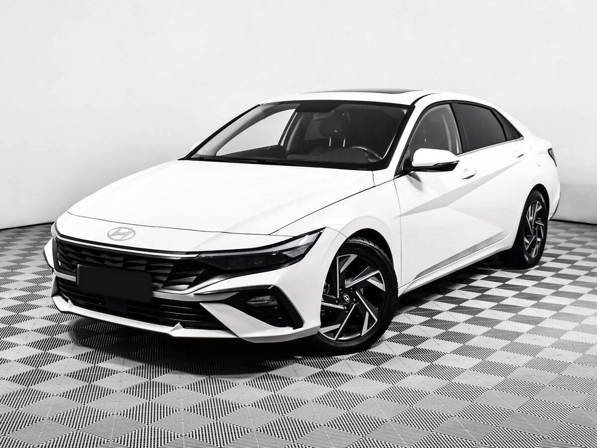 Hyundai Elantra с пробегом — 2023 год. Посмотреть фото