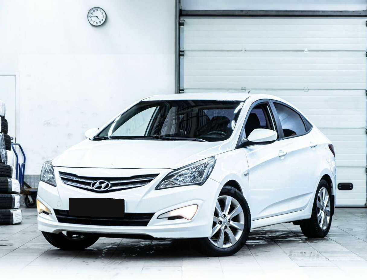 Hyundai Solaris с пробегом — 2015 год. Посмотреть фото