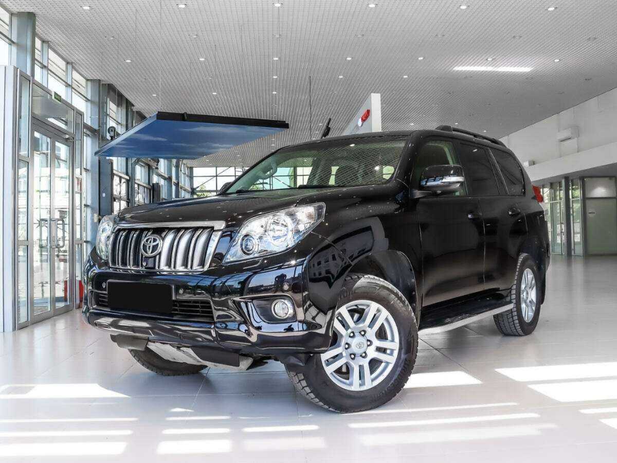 Toyota Land Cruiser Prado с пробегом — 2012 год. Фото: #0
