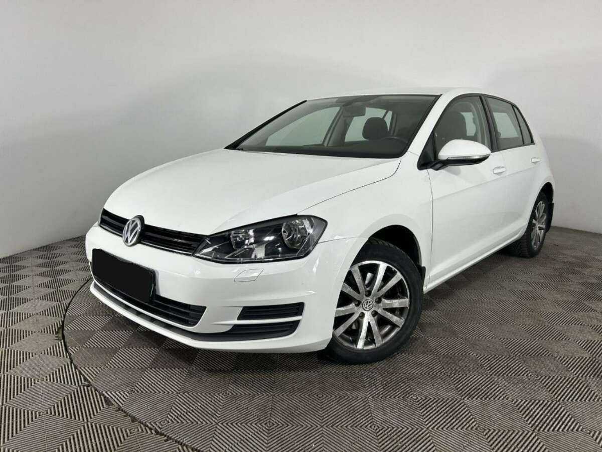 Volkswagen Golf с пробегом — 2015 год. Посмотреть фото