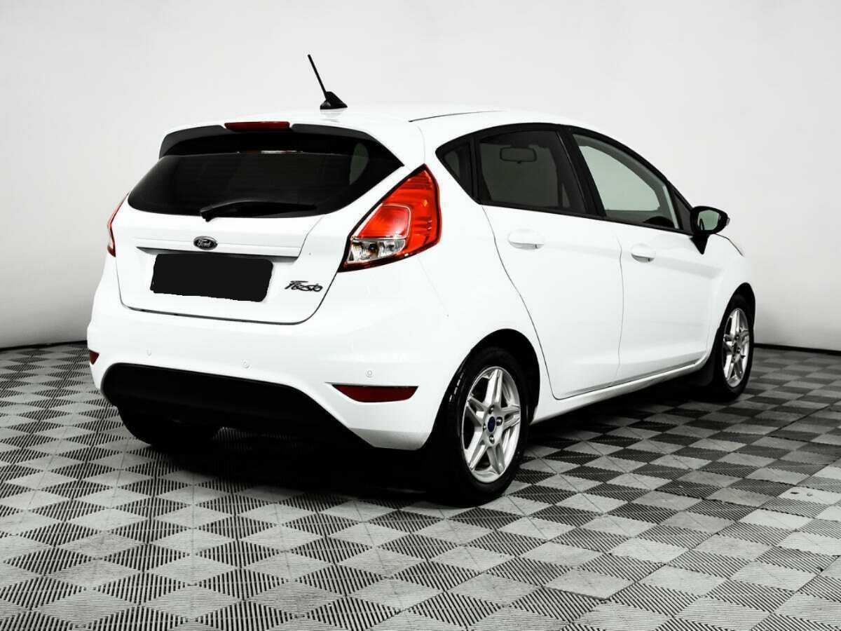 Ford Fiesta с пробегом — 2016 год. Фото: #4