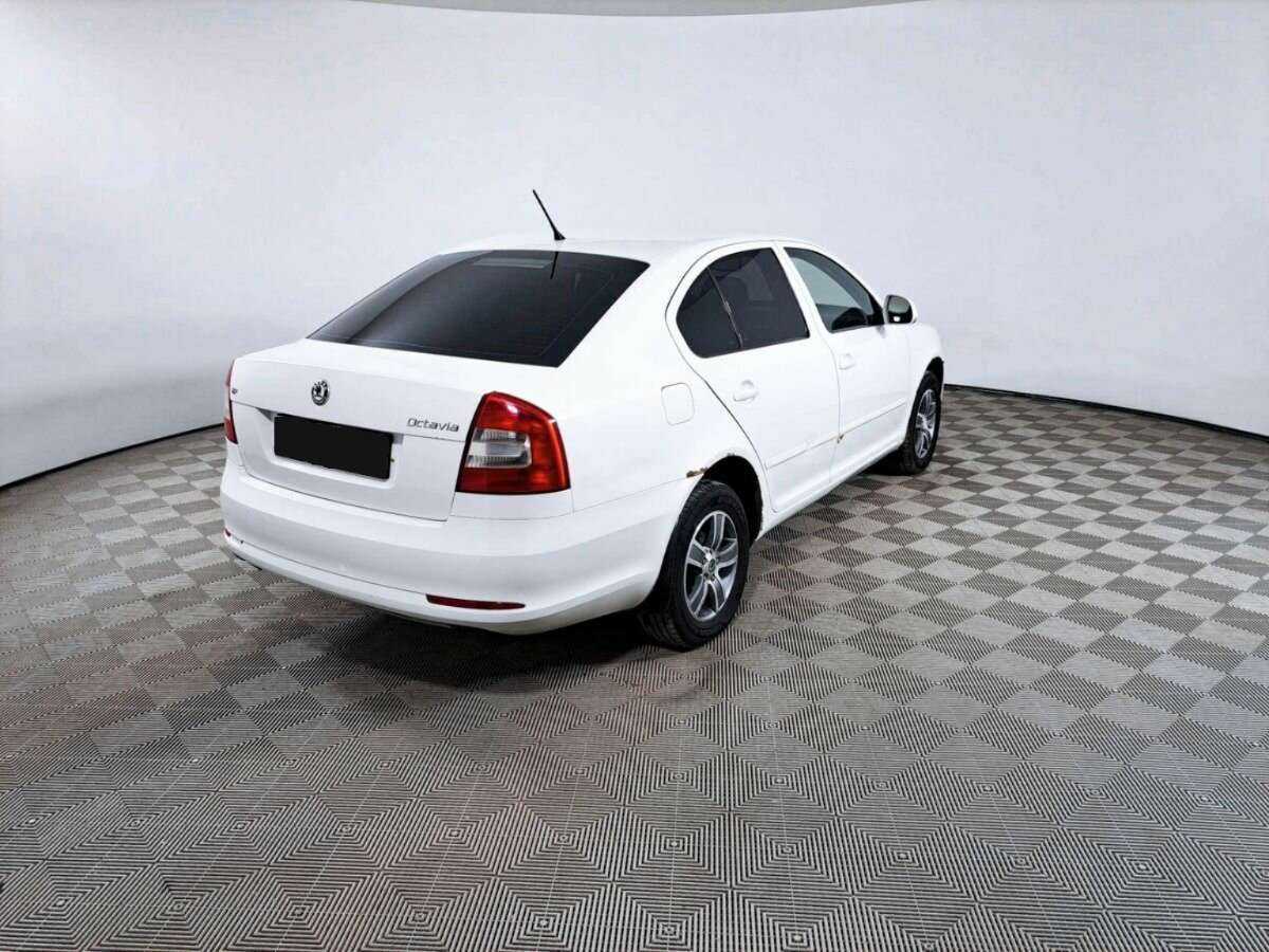Skoda Octavia с пробегом — 2012 год. Фото: #4