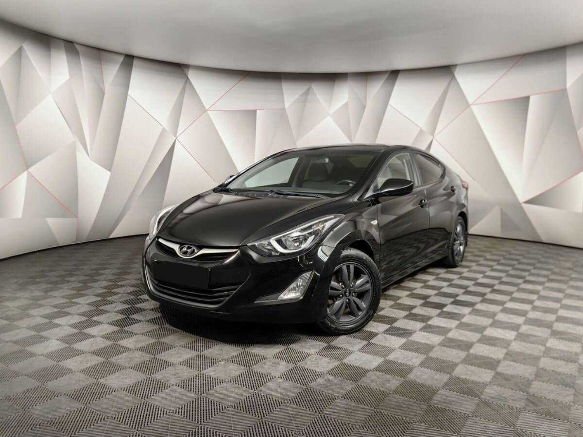 Hyundai Elantra с пробегом — 2015 год. Посмотреть фото