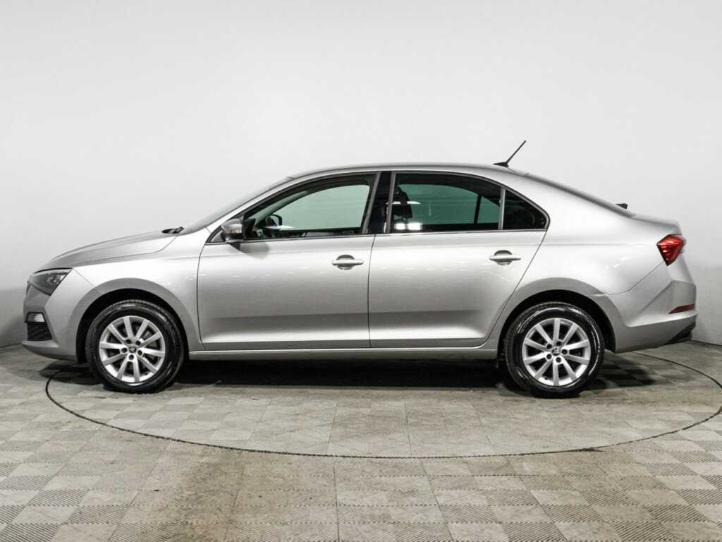 Skoda Rapid с пробегом — 2021 год. Фото: #7