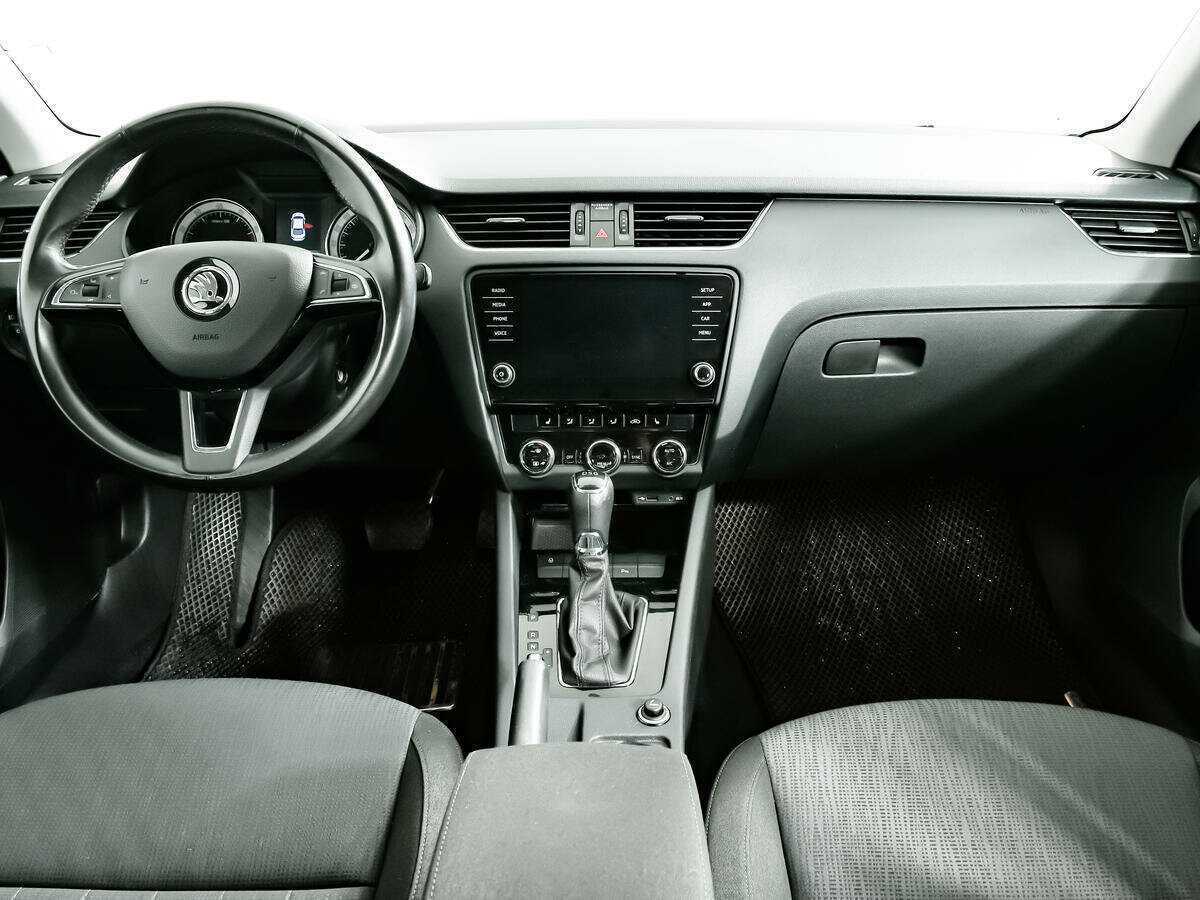 Skoda Octavia с пробегом — 2017 год. Фото: #10