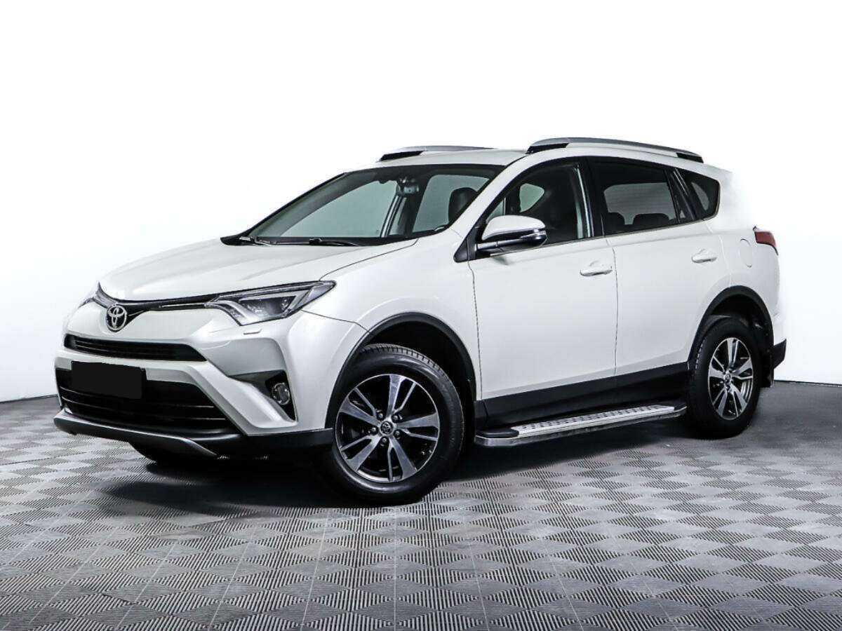 Toyota RAV4 с пробегом — 2018 год. Фото: #0