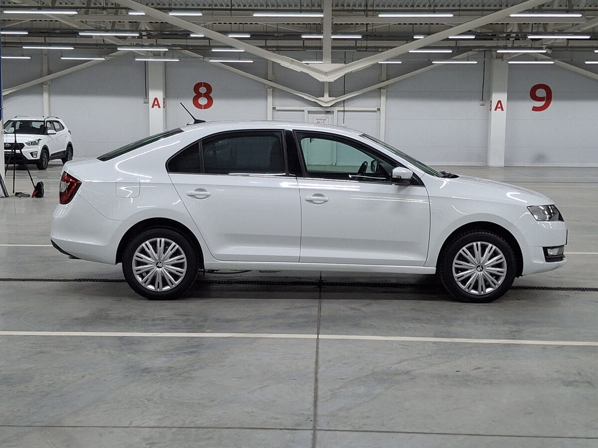 Skoda Rapid с пробегом — 2018 год. Фото: #3