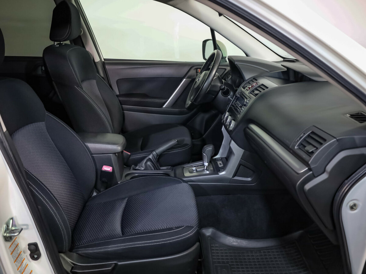 Subaru Forester с пробегом — 2014 год. Фото: #20