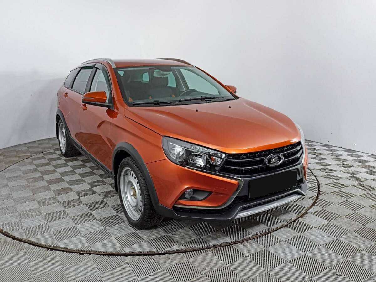 Lada (ВАЗ) Vesta с пробегом — 2021 год. Фото: #2