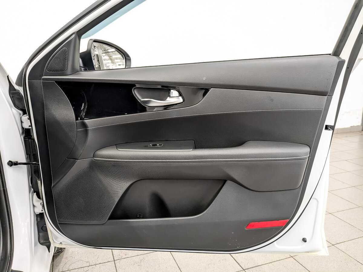 Kia Cerato с пробегом — 2019 год. Фото: #20