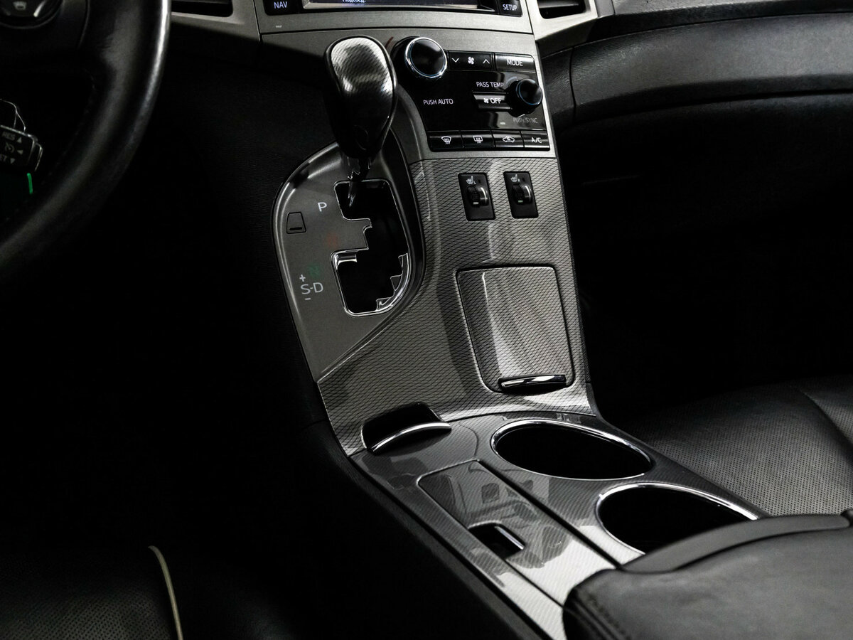 Toyota Venza с пробегом — 2013 год. Фото: #9