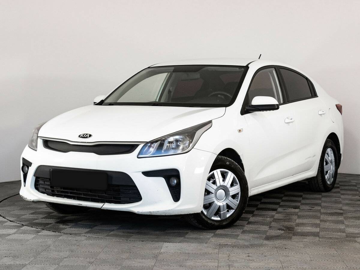 Kia Rio с пробегом — 2017 год. Посмотреть фото