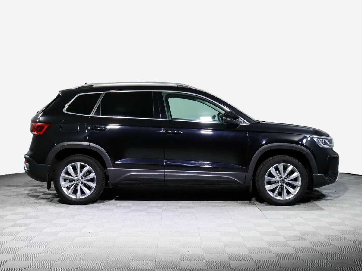 Volkswagen Taos с пробегом — 2021 год. Фото: #3
