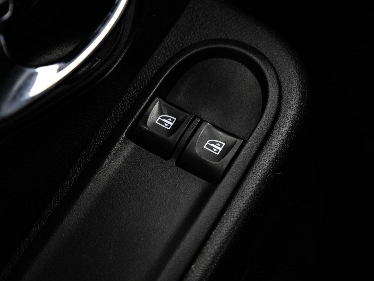 Nissan Terrano с пробегом — 2018 год. Фото: #11