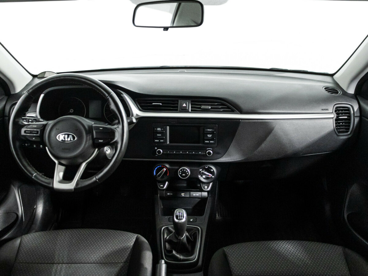Kia Rio с пробегом — 2021 год. Фото: #12