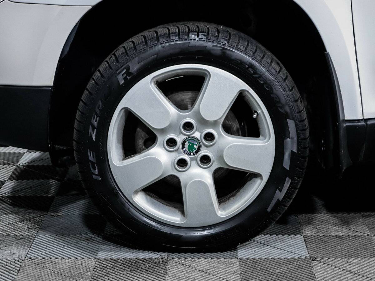 Skoda Yeti с пробегом — 2012 год. Фото: #11
